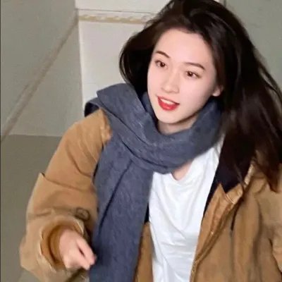 只是陌生人